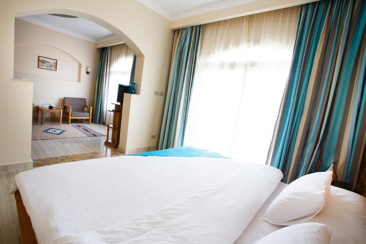 Sheikh Ali Dahab Resort Bagian luar foto